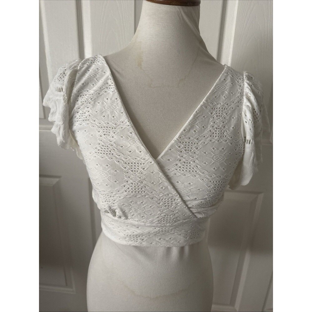 Urban Romantics Womens White Eyelet‎ Wrap Style Crop Top Small Smocked  Coquette